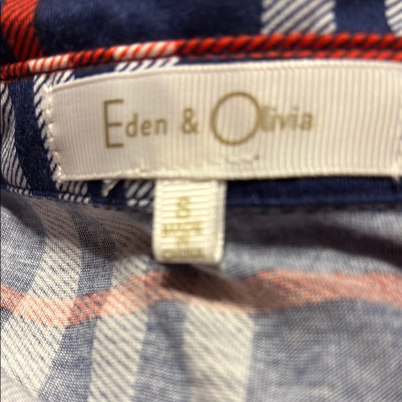 Eden & Olivia Plaid button down Shirt blue, red and white size small - Picture 3 of 10
